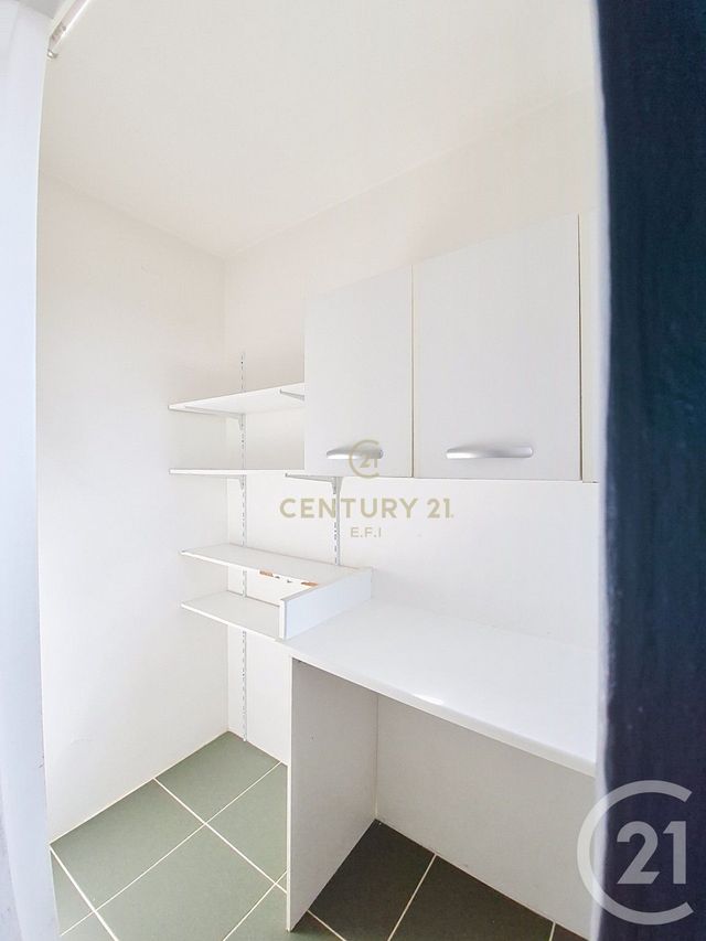 Appartement F3 à louer - 3 pièces - 64.92 m2 - NOISY LE GRAND - 93 - ILE-DE-FRANCE - Century 21 E.F.I.