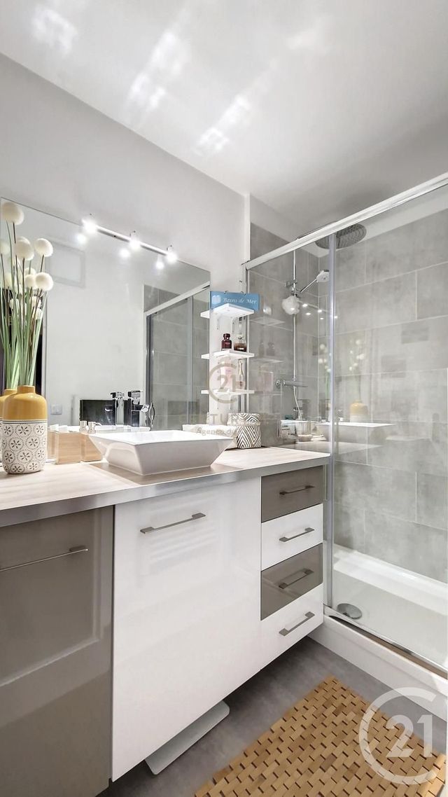 Appartement F3 à vendre - 3 pièces - 60.39 m2 - NOISY LE GRAND - 93 - ILE-DE-FRANCE - Century 21 E.F.I.