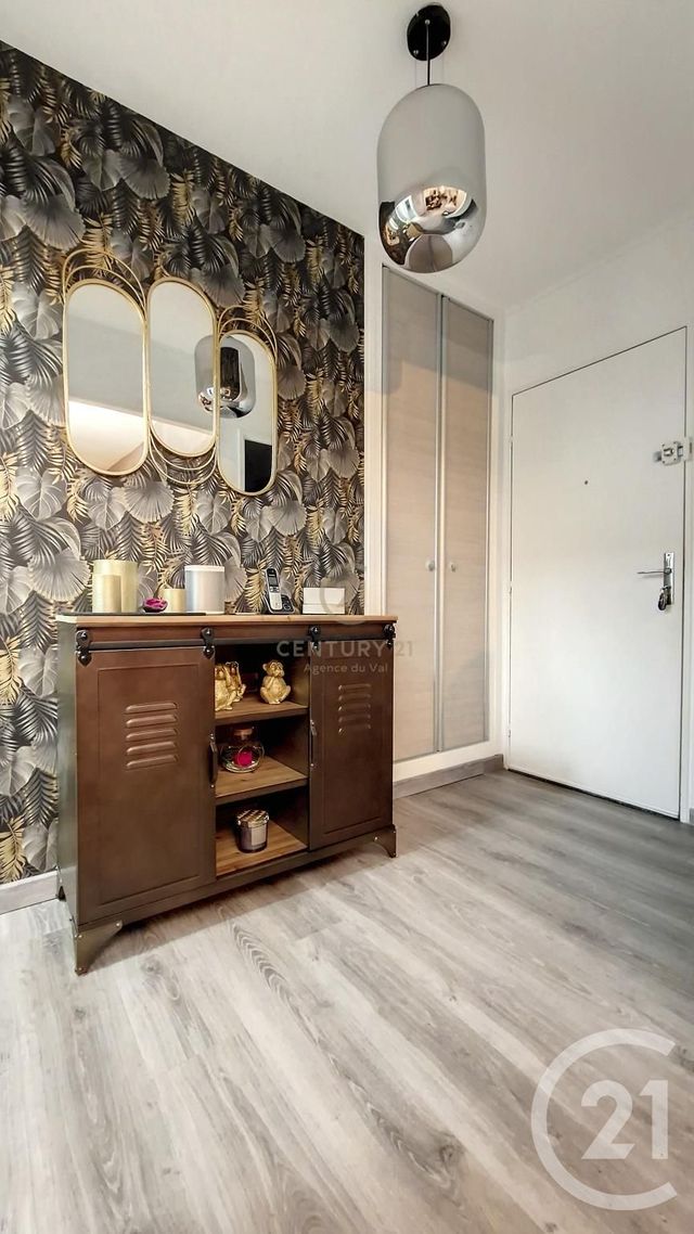 Appartement F3 à vendre - 3 pièces - 60.39 m2 - NOISY LE GRAND - 93 - ILE-DE-FRANCE - Century 21 E.F.I.