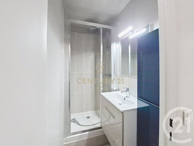 Appartement F4 à louer - 4 pièces - 90.12 m2 - NOISY LE GRAND - 93 - ILE-DE-FRANCE - Century 21 E.F.I.