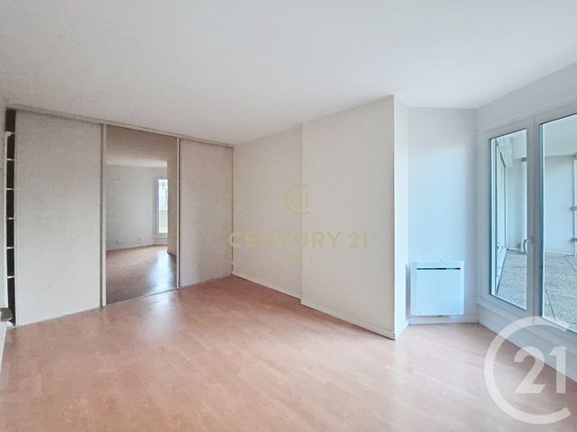 Appartement F4 à louer - 4 pièces - 90.12 m2 - NOISY LE GRAND - 93 - ILE-DE-FRANCE - Century 21 E.F.I.