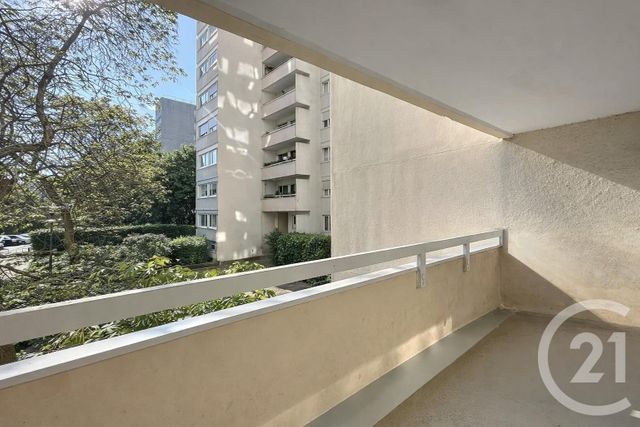 Appartement F3 à vendre - 3 pièces - 65.75 m2 - NOISY LE GRAND - 93 - ILE-DE-FRANCE - Century 21 E.F.I.