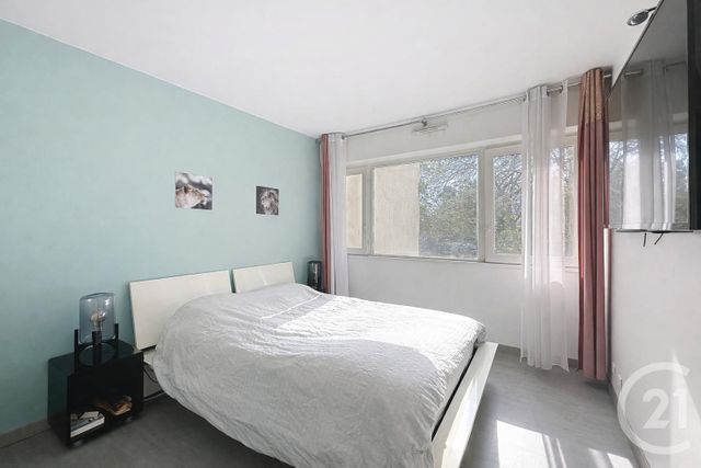 Appartement F3 à vendre - 3 pièces - 65.75 m2 - NOISY LE GRAND - 93 - ILE-DE-FRANCE - Century 21 E.F.I.