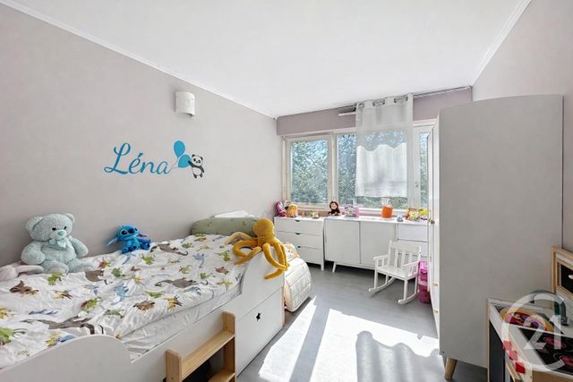 Appartement F3 à vendre - 3 pièces - 65.75 m2 - NOISY LE GRAND - 93 - ILE-DE-FRANCE - Century 21 E.F.I.