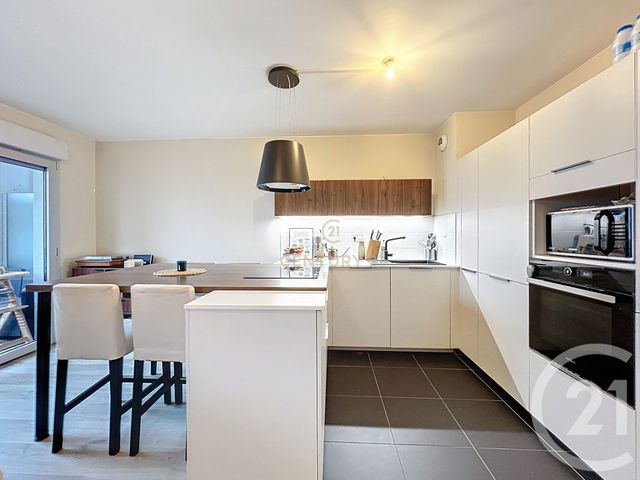 Appartement F4 à vendre - 4 pièces - 83.0 m2 - NOISY LE GRAND - 93 - ILE-DE-FRANCE - Century 21 E.F.I.