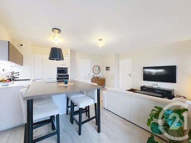 Appartement F4 à vendre - 4 pièces - 83.0 m2 - NOISY LE GRAND - 93 - ILE-DE-FRANCE - Century 21 E.F.I.