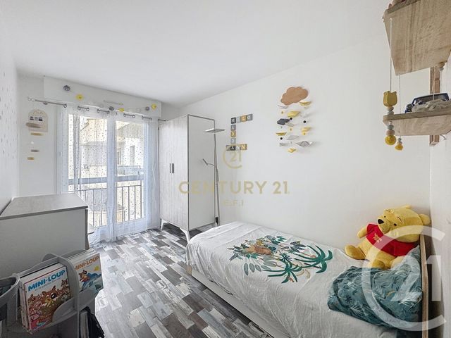 Appartement F4 à vendre - 4 pièces - 83.8 m2 - NOISY LE GRAND - 93 - ILE-DE-FRANCE - Century 21 E.F.I.