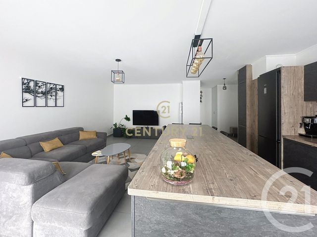 Appartement F4 à vendre - 4 pièces - 83.8 m2 - NOISY LE GRAND - 93 - ILE-DE-FRANCE - Century 21 E.F.I.