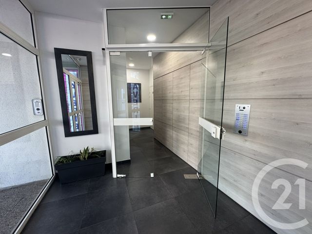 Appartement F4 à vendre - 4 pièces - 83.2 m2 - NOISY LE GRAND - 93 - ILE-DE-FRANCE - Century 21 E.F.I.