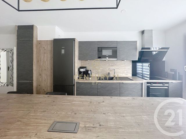 Appartement F4 à vendre - 4 pièces - 83.8 m2 - NOISY LE GRAND - 93 - ILE-DE-FRANCE - Century 21 E.F.I.