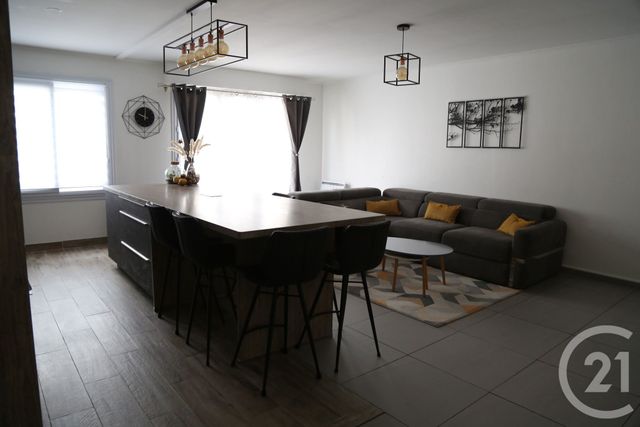 Appartement F4 à vendre - 4 pièces - 83.2 m2 - NOISY LE GRAND - 93 - ILE-DE-FRANCE - Century 21 E.F.I.