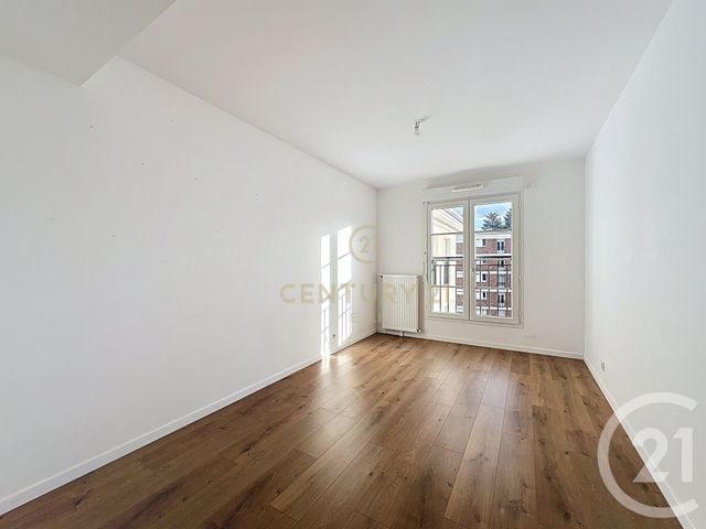 Appartement F4 à vendre - 4 pièces - 81.5 m2 - VILLIERS SUR MARNE - 94 - ILE-DE-FRANCE - Century 21 E.F.I.