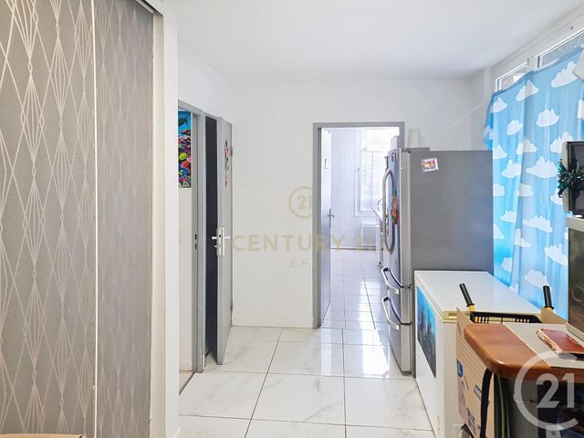 Appartement F4 à vendre - 4 pièces - 83.0 m2 - NOISY LE GRAND - 93 - ILE-DE-FRANCE - Century 21 E.F.I.