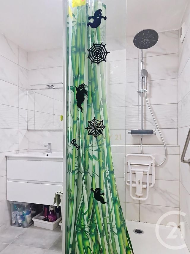 Appartement F4 à vendre - 4 pièces - 83.0 m2 - NOISY LE GRAND - 93 - ILE-DE-FRANCE - Century 21 E.F.I.