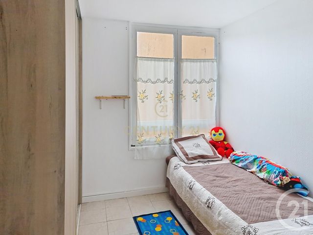 Appartement F4 à vendre - 4 pièces - 83.0 m2 - NOISY LE GRAND - 93 - ILE-DE-FRANCE - Century 21 E.F.I.