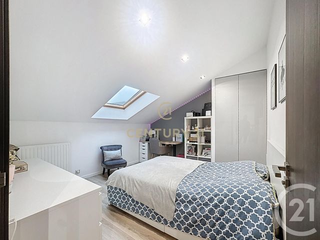 maison à vendre - 7 pièces - 160.31 m2 - NOISY LE GRAND - 93 - ILE-DE-FRANCE - Century 21 E.F.I.