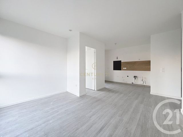 Appartement F4 à vendre - 4 pièces - 59.0 m2 - NOISY LE GRAND - 93 - ILE-DE-FRANCE - Century 21 E.F.I.