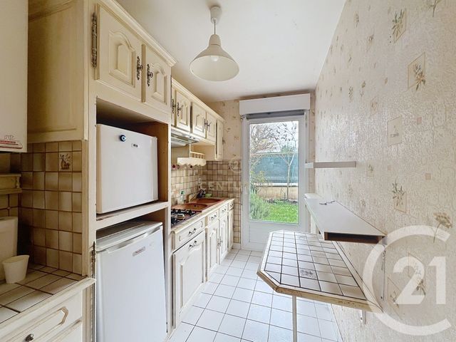 Appartement F2 à vendre - 2 pièces - 39.67 m2 - VILLIERS SUR MARNE - 94 - ILE-DE-FRANCE - Century 21 E.F.I.