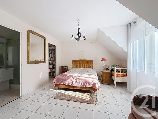 maison à vendre - 6 pièces - 155.0 m2 - NOISY LE GRAND - 93 - ILE-DE-FRANCE - Century 21 E.F.I.