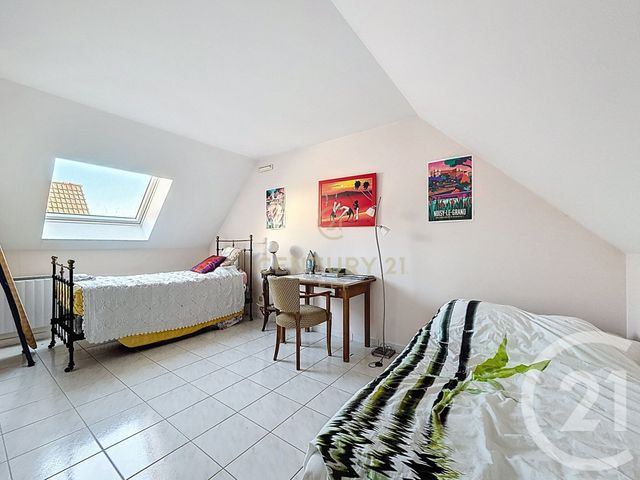 maison à vendre - 6 pièces - 155.0 m2 - NOISY LE GRAND - 93 - ILE-DE-FRANCE - Century 21 E.F.I.