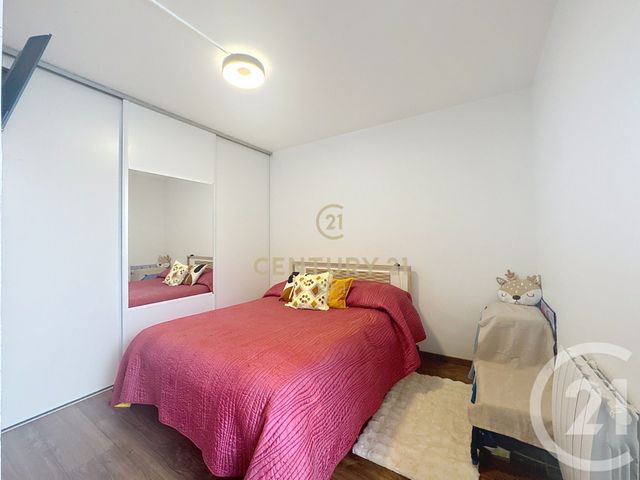 Appartement F2 à vendre - 2 pièces - 55.04 m2 - NOISY LE GRAND - 93 - ILE-DE-FRANCE - Century 21 E.F.I.