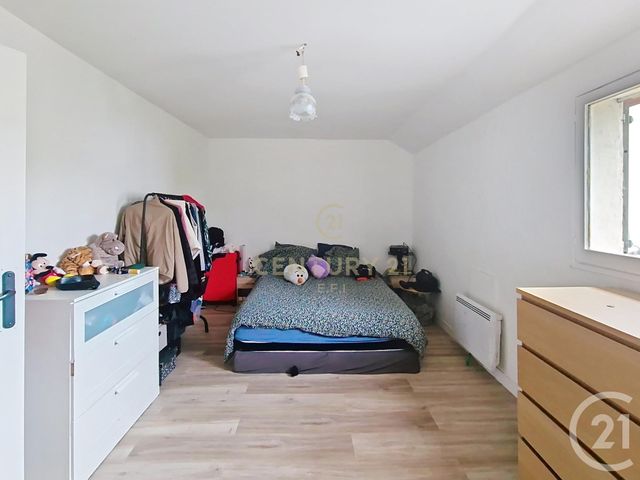 maison à vendre - 5 pièces - 156.11 m2 - NOISY LE GRAND - 93 - ILE-DE-FRANCE - Century 21 E.F.I.