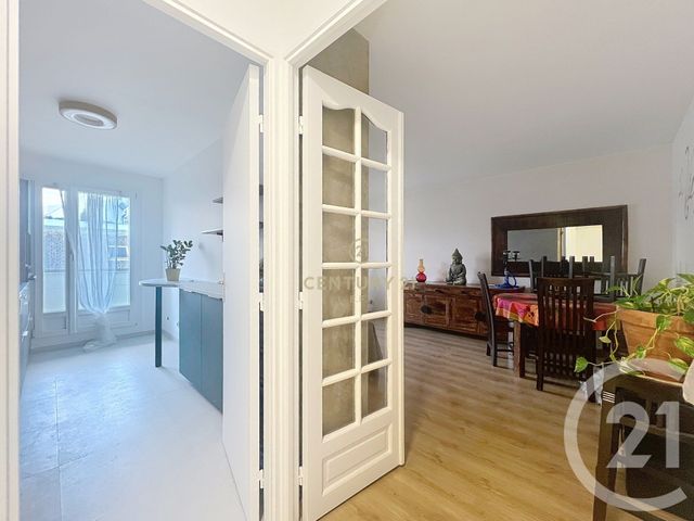 Appartement F3 à vendre - 3 pièces - 65.0 m2 - NOISY LE GRAND - 93 - ILE-DE-FRANCE - Century 21 E.F.I.