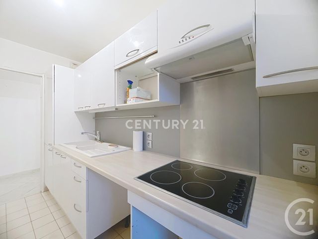 Appartement F2 à vendre - 2 pièces - 45.33 m2 - NOISY LE GRAND - 93 - ILE-DE-FRANCE - Century 21 E.F.I.