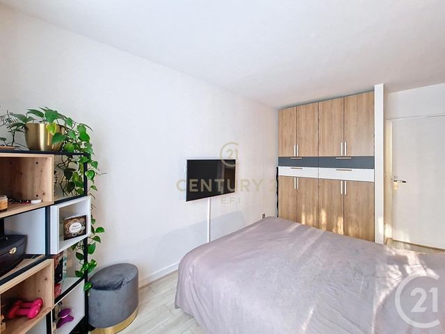 Appartement F5 à vendre - 5 pièces - 86.0 m2 - BRY SUR MARNE - 94 - ILE-DE-FRANCE - Century 21 E.F.I.