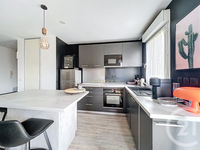 Appartement F3 à vendre - 3 pièces - 64.0 m2 - NOISY LE GRAND - 93 - ILE-DE-FRANCE - Century 21 E.F.I.