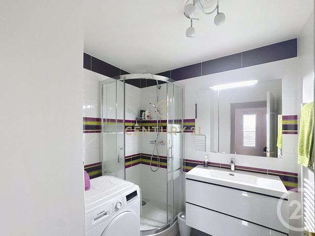 Appartement F3 à vendre - 3 pièces - 63.74 m2 - NOISY LE GRAND - 93 - ILE-DE-FRANCE - Century 21 E.F.I.