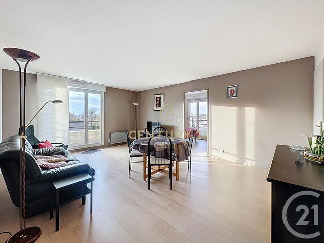 Appartement F3 à vendre - 3 pièces - 63.74 m2 - NOISY LE GRAND - 93 - ILE-DE-FRANCE - Century 21 E.F.I.