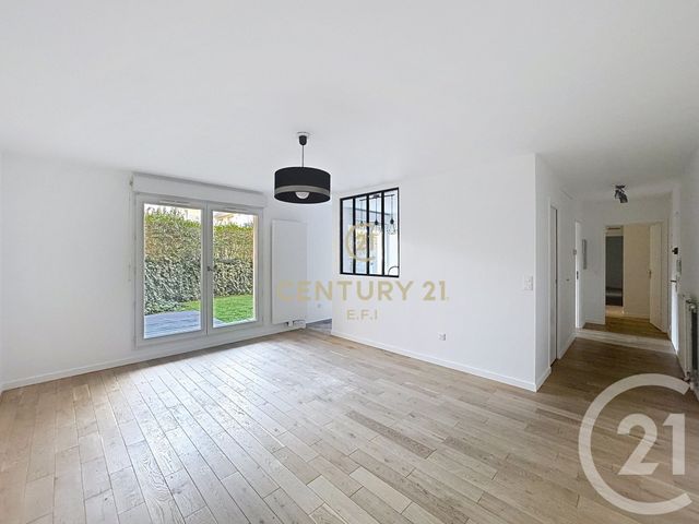 Appartement F4 à vendre - 4 pièces - 79.35 m2 - NOISY LE GRAND - 93 - ILE-DE-FRANCE - Century 21 E.F.I.