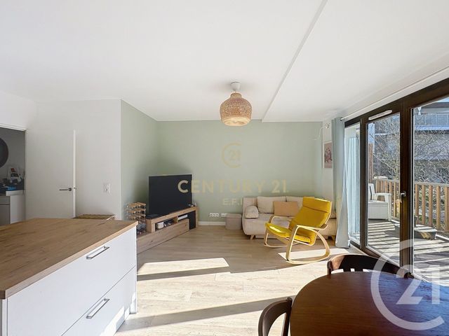 Appartement F3 à vendre - 3 pièces - 60.0 m2 - NOISY LE GRAND - 93 - ILE-DE-FRANCE - Century 21 E.F.I.