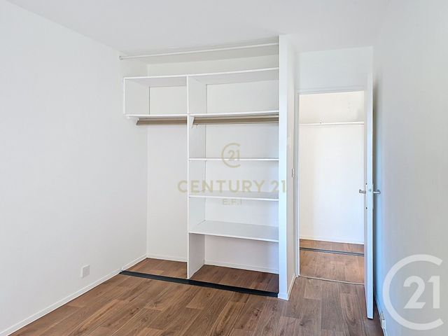 Appartement F3 à louer - 3 pièces - 66.58 m2 - NOISY LE GRAND - 93 - ILE-DE-FRANCE - Century 21 E.F.I.