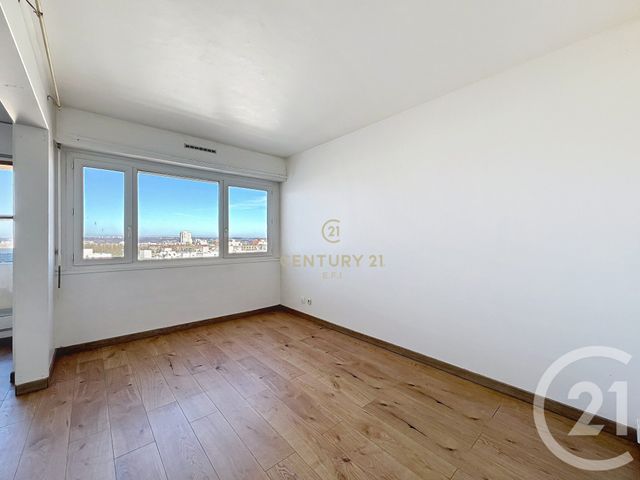 Appartement F4 à vendre - 4 pièces - 80.74 m2 - NOISY LE GRAND - 93 - ILE-DE-FRANCE - Century 21 E.F.I.
