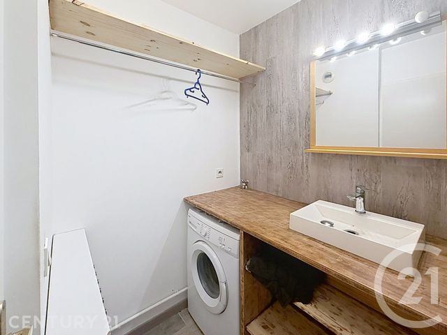 Appartement F2 à vendre - 2 pièces - 38.65 m2 - NOISY LE GRAND - 93 - ILE-DE-FRANCE - Century 21 E.F.I.