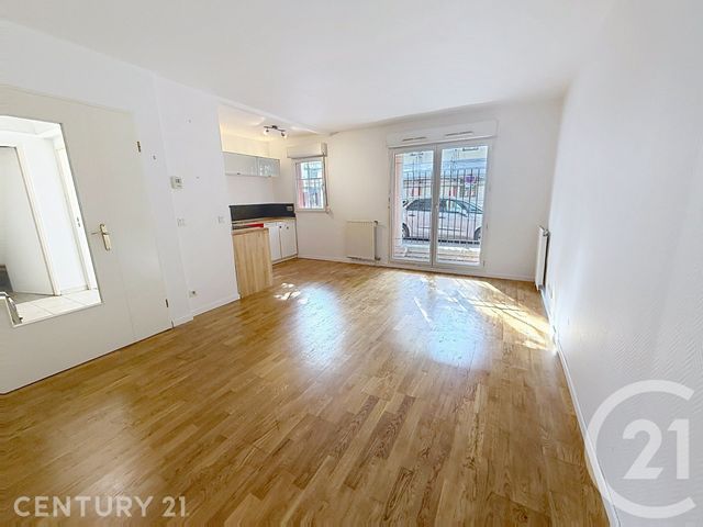 Appartement F2 à vendre - 2 pièces - 38.65 m2 - NOISY LE GRAND - 93 - ILE-DE-FRANCE - Century 21 E.F.I.
