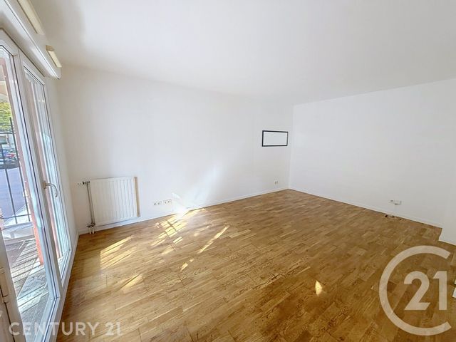 Appartement F2 à vendre - 2 pièces - 38.65 m2 - NOISY LE GRAND - 93 - ILE-DE-FRANCE - Century 21 E.F.I.