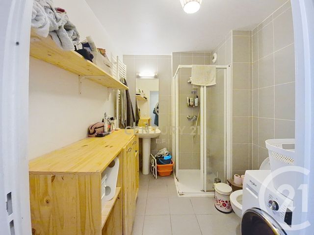 Appartement F2 à louer - 2 pièces - 45.95 m2 - IVRY SUR SEINE - 94 - ILE-DE-FRANCE - Century 21 E.F.I.