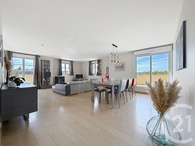 Appartement F5 à vendre - 5 pièces - 138.07 m2 - GOURNAY SUR MARNE - 93 - ILE-DE-FRANCE - Century 21 E.F.I.