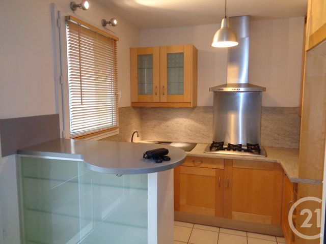 Appartement F2 à louer - 2 pièces - 44.82 m2 - NOISY LE GRAND - 93 - ILE-DE-FRANCE - Century 21 E.F.I.