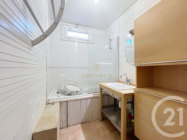 Appartement F4 à vendre - 4 pièces - 76.56 m2 - NOISY LE GRAND - 93 - ILE-DE-FRANCE - Century 21 E.F.I.