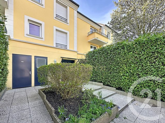 Appartement F2 à vendre - 2 pièces - 39.96 m2 - NOISY LE GRAND - 93 - ILE-DE-FRANCE - Century 21 E.F.I.