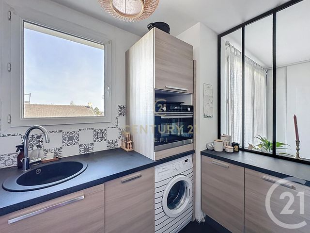 Appartement F2 à vendre - 2 pièces - 39.96 m2 - NOISY LE GRAND - 93 - ILE-DE-FRANCE - Century 21 E.F.I.