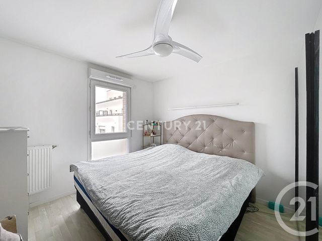 Appartement F4 à vendre - 4 pièces - 72.0 m2 - NOISY LE GRAND - 93 - ILE-DE-FRANCE - Century 21 E.F.I.