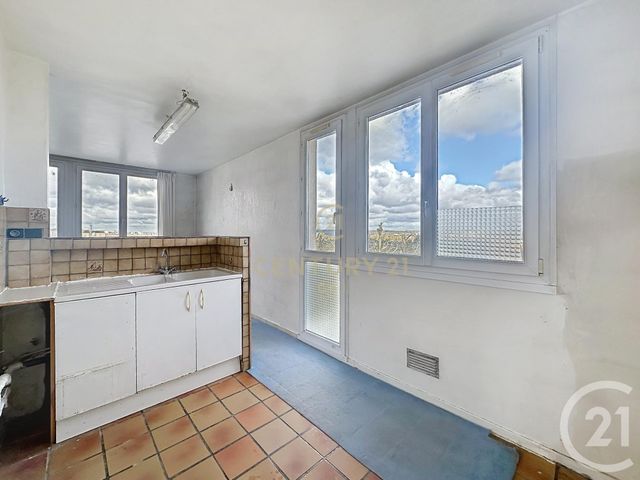 Appartement F4 à vendre - 4 pièces - 64.27 m2 - NOISY LE GRAND - 93 - ILE-DE-FRANCE - Century 21 E.F.I.