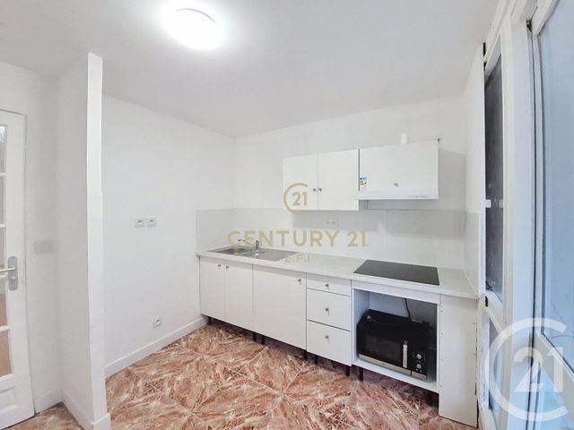 Appartement F2 à louer - 2 pièces - 57.04 m2 - NOISY LE GRAND - 93 - ILE-DE-FRANCE - Century 21 E.F.I.