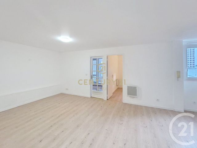 Appartement F2 à louer - 2 pièces - 57.04 m2 - NOISY LE GRAND - 93 - ILE-DE-FRANCE - Century 21 E.F.I.