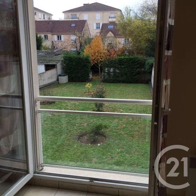 Appartement Studio à louer - 1 pièce - 30.29 m2 - NOISY LE GRAND - 93 - ILE-DE-FRANCE - Century 21 E.F.I.